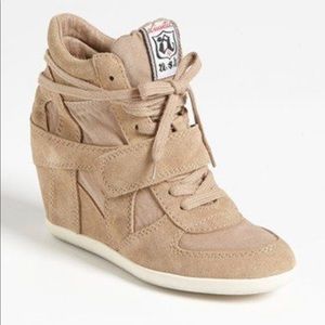 Ash Bowie BNIB Hidden Wedge Booties Size 8